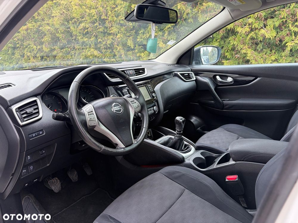 Nissan Qashqai - 17