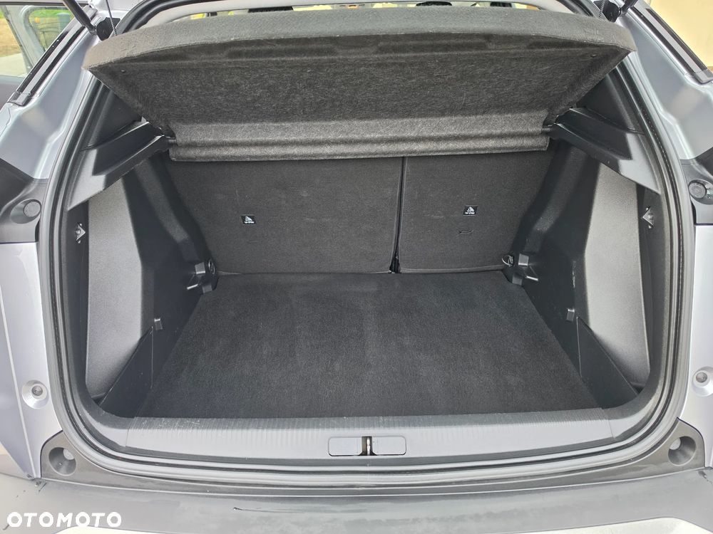 Peugeot 2008 1.2 Pure Tech Allure S&S - 28