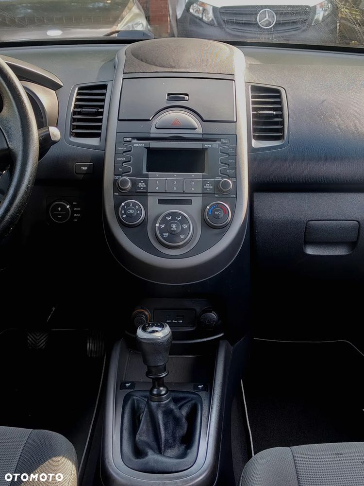 Kia Soul 1.6 CVVT Attract - 12