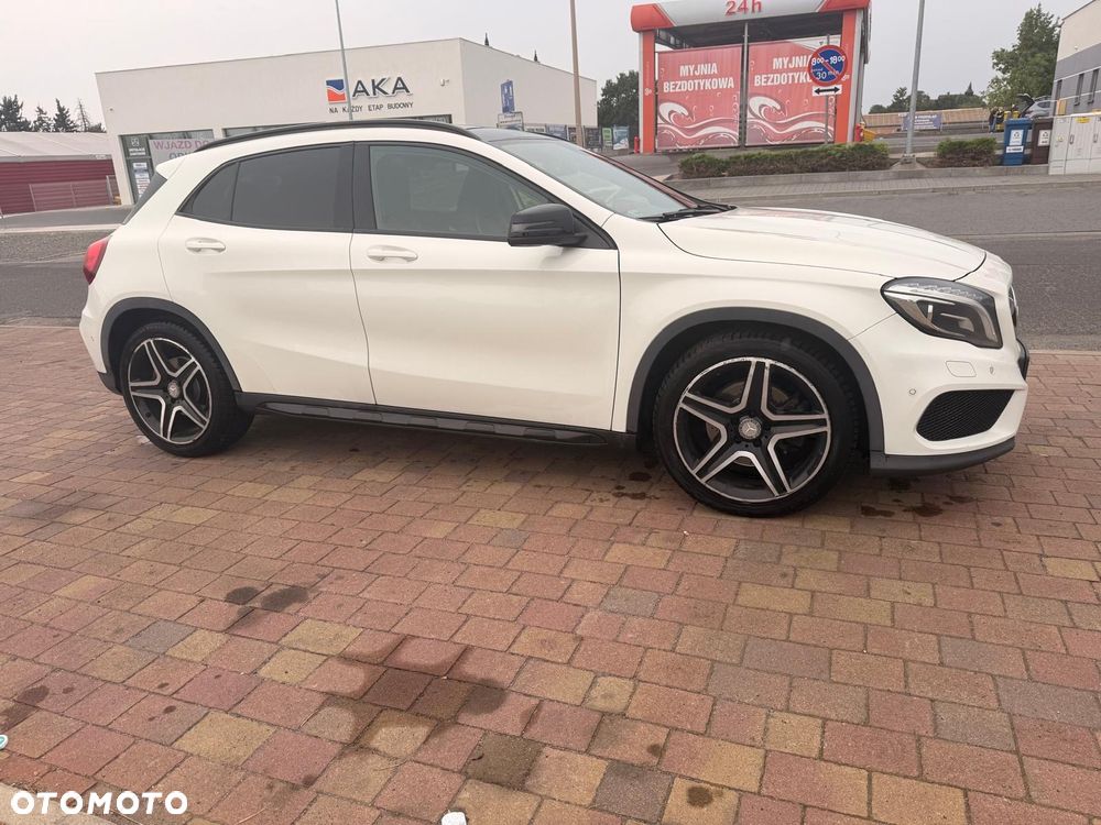 Mercedes-Benz GLA 250 4-Matic - 1