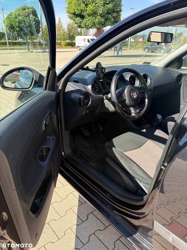 Seat Ibiza 1.4 16V Reference - 29