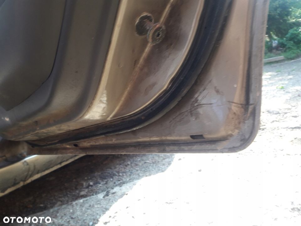 Mazda 323f bj 98-03 Drzwi Prawe lewe tył tylne - 8