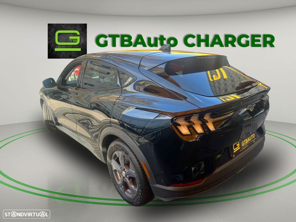 Ford Mustang Mach-E 75.7 kWh Premium AWD - 43