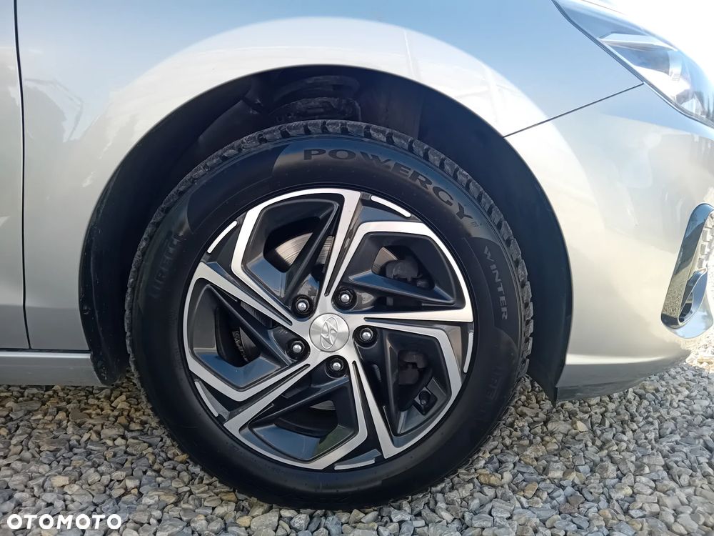 Hyundai i30 1.6 D Comfort - 6