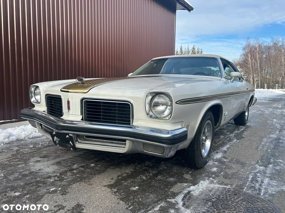 Oldsmobile Cutlass - 3