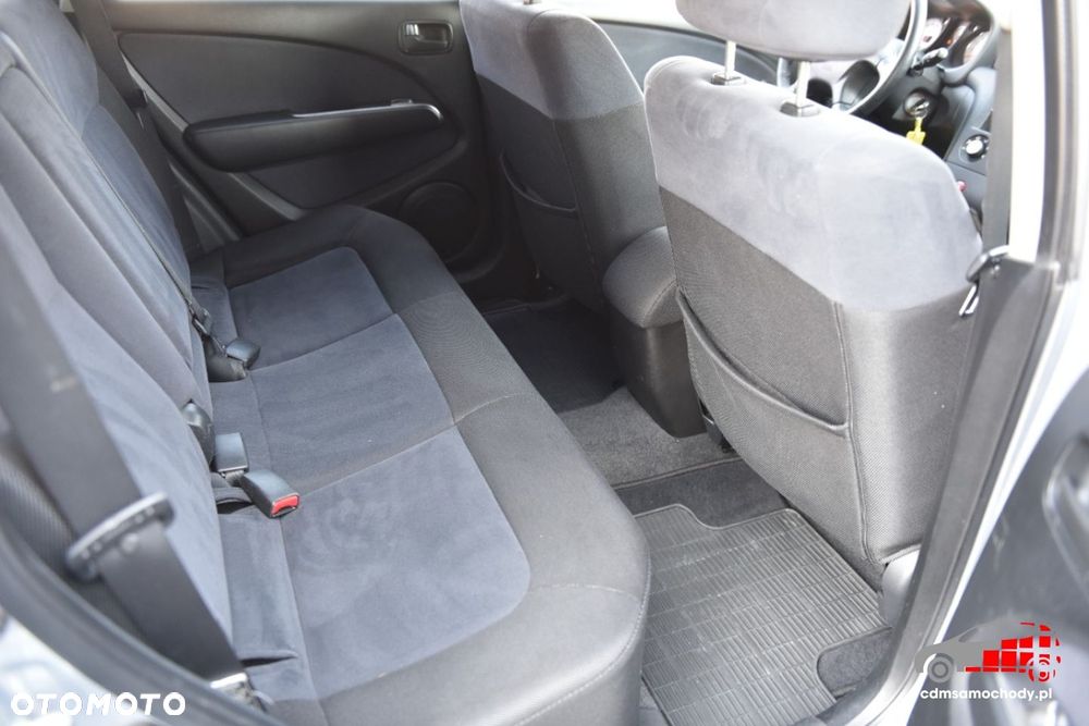 Mitsubishi Outlander - 17