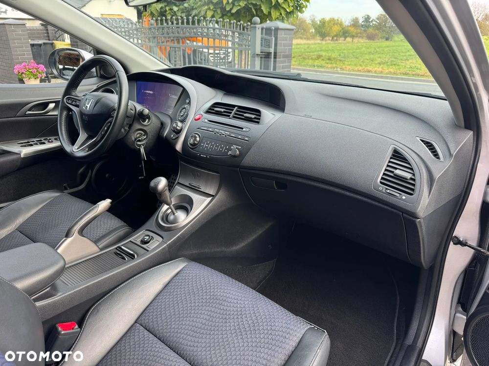 Honda Civic 1.4 i-VTEC Sport - 14