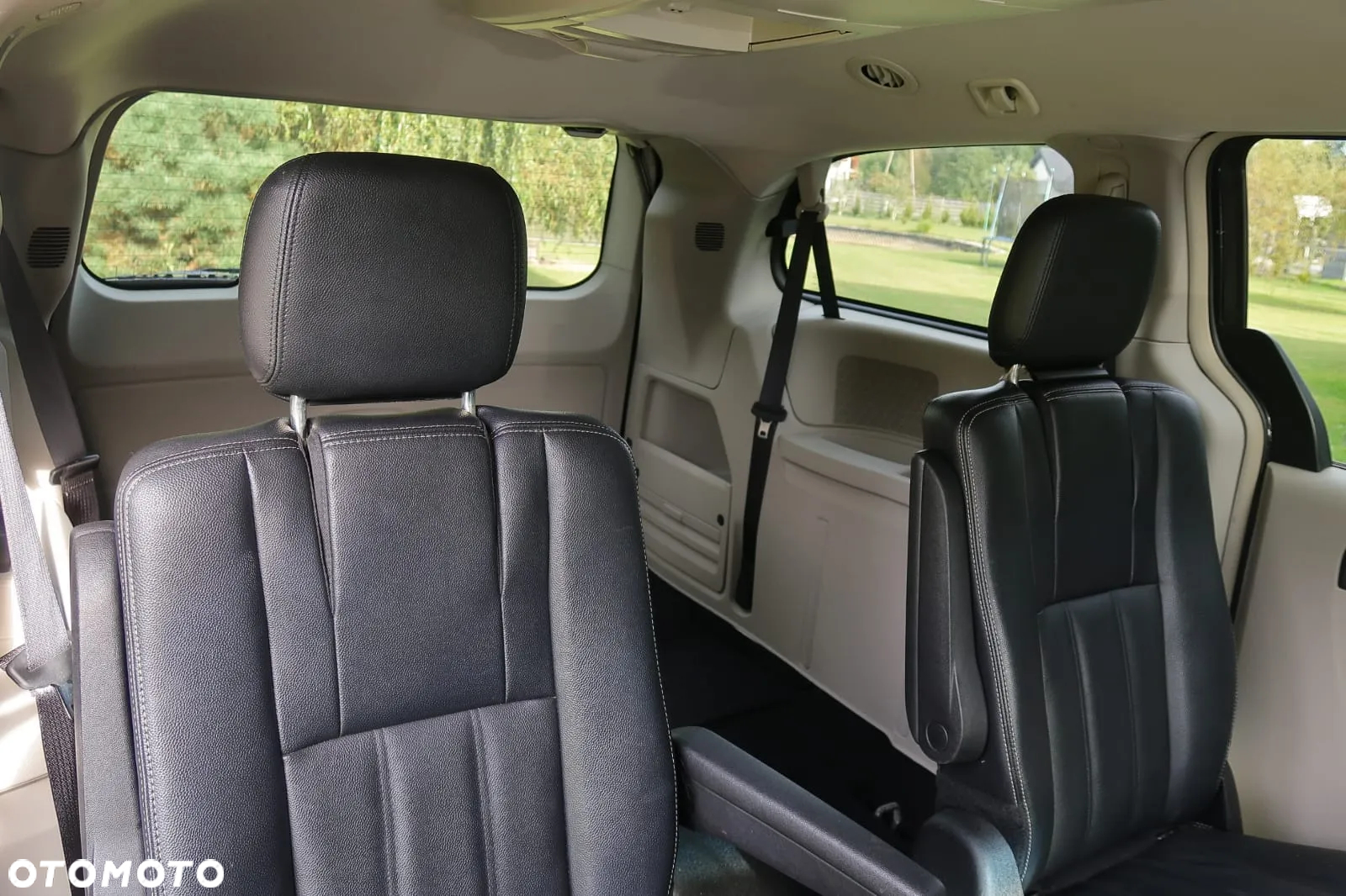 Chrysler Town & Country 3.6 Touring - 24