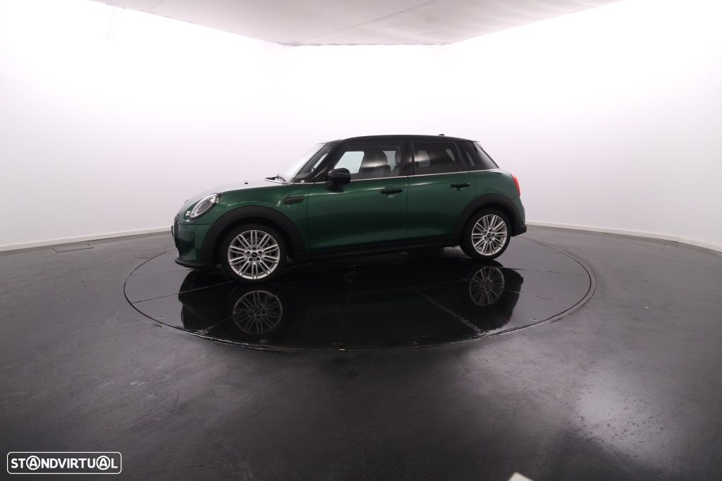 MINI 5 Portas Cooper Classic Auto - 2