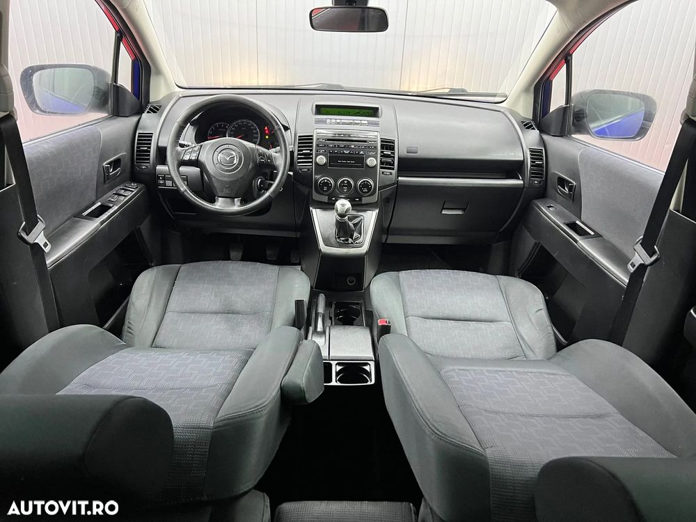 Mazda 5 - 4