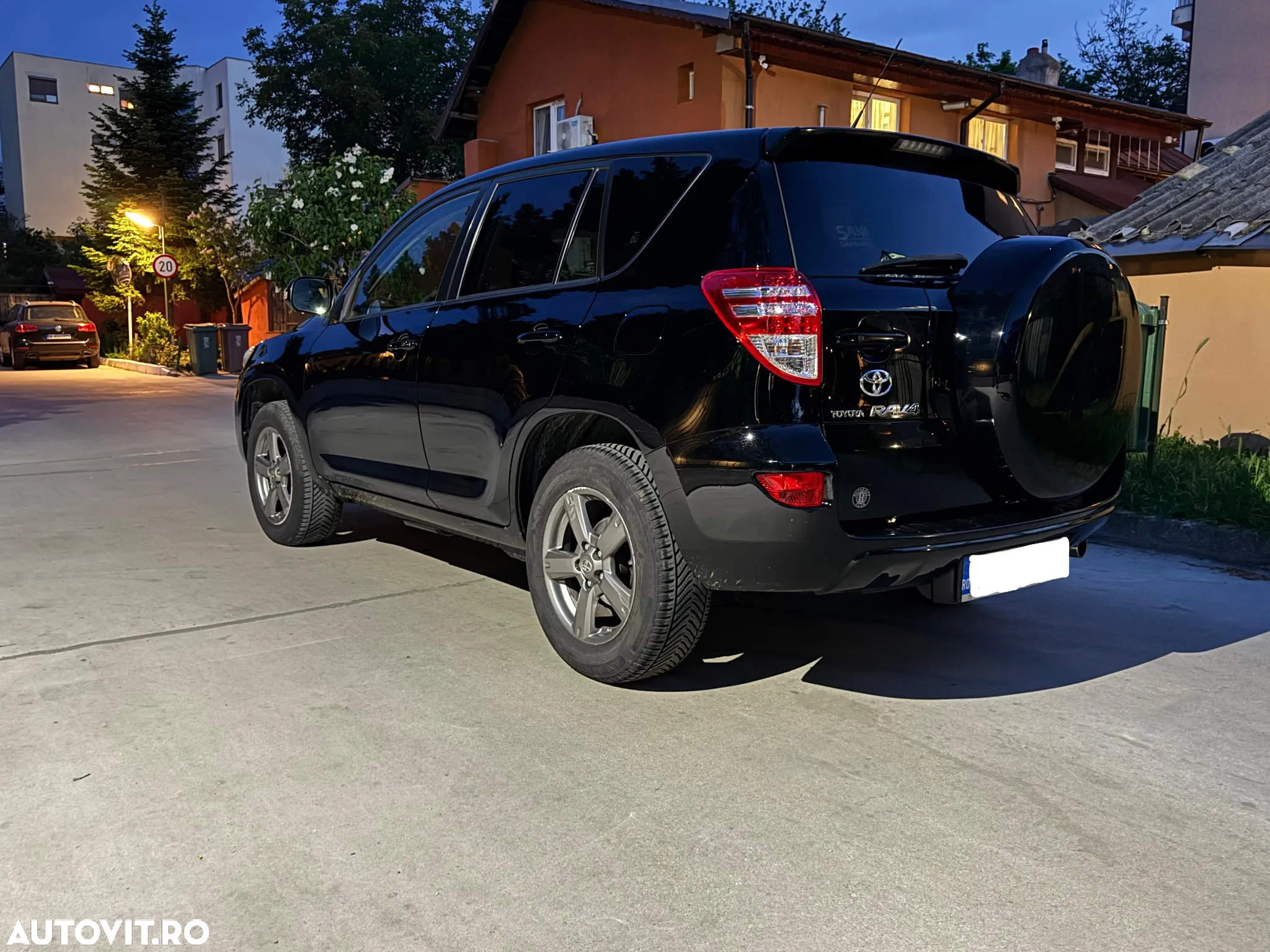 Toyota RAV4 2.2 D-4D Comfort - 4