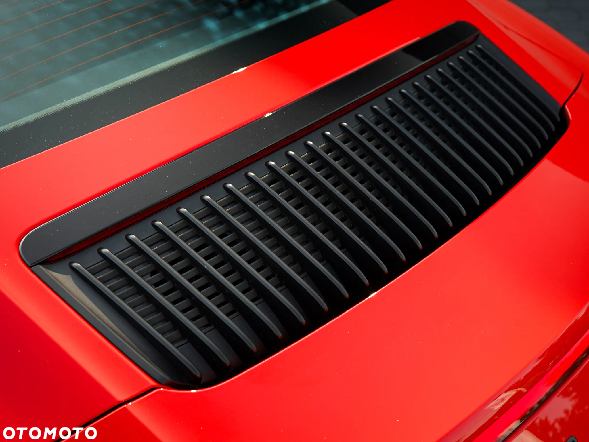 Porsche 911 Carrera 4 GTS PDK - 12