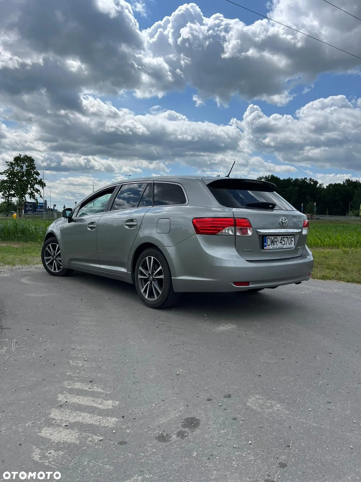 Toyota Avensis Combi 2.0 D-4D - 8