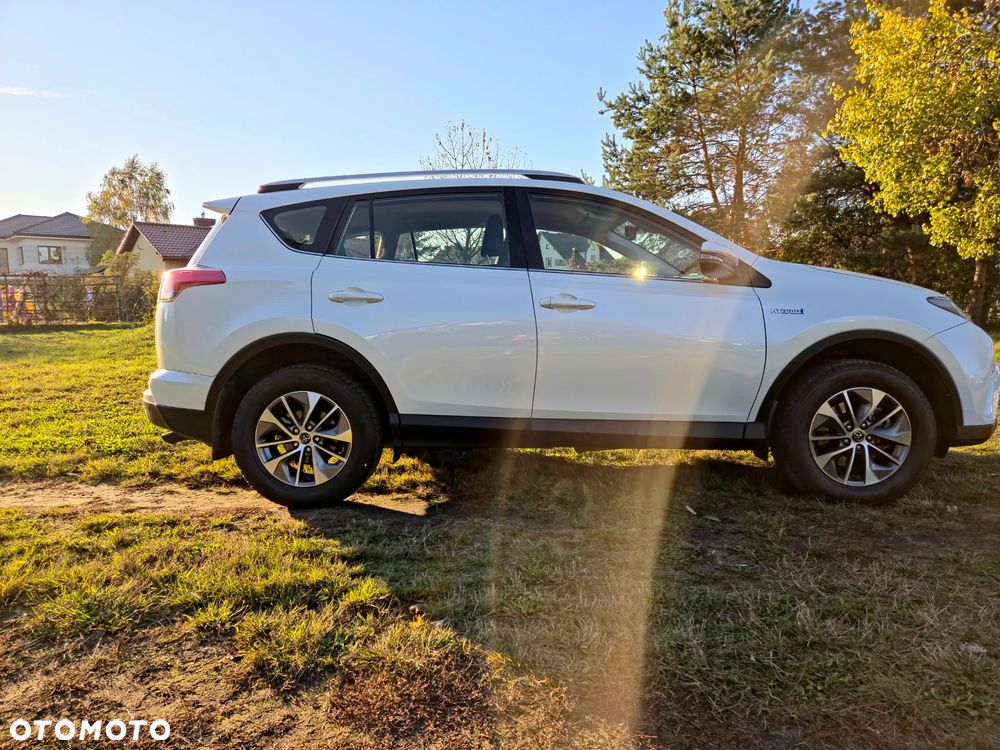 Toyota RAV4 Hybrid Style 4x4 - 6