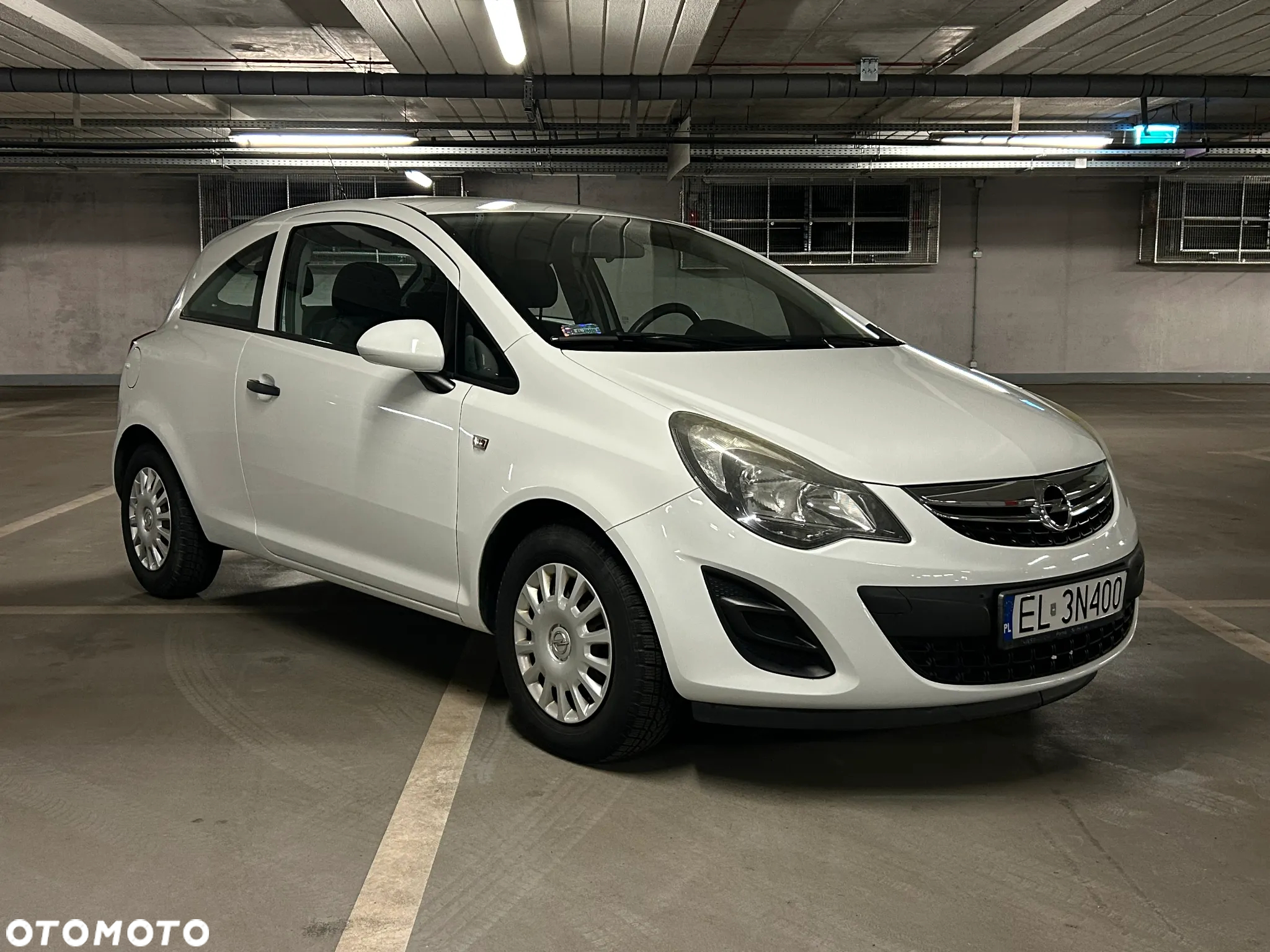 Opel Corsa 1.0 12V Essentia - 2