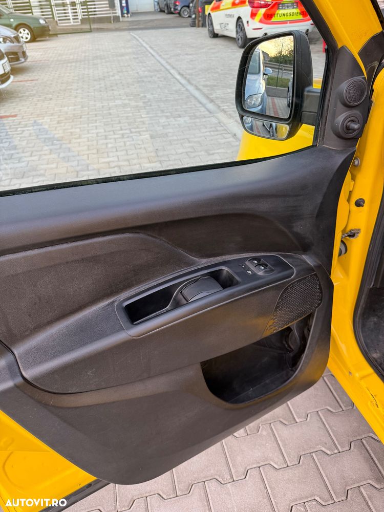 Fiat Doblo Combi Mjet Maxi Confort - 28