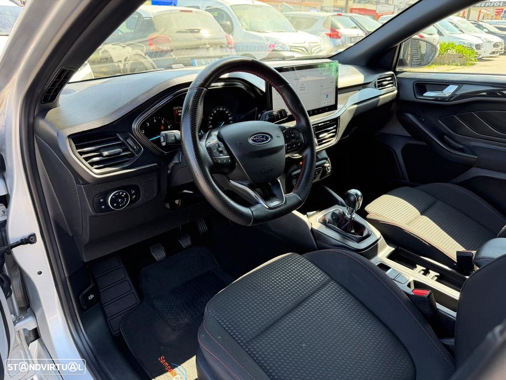 Ford Focus SW 1.0 EcoBoost MHEV ST-Line - 9