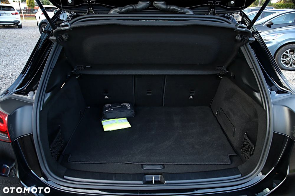 Mercedes-Benz GLA 200 Style - 22