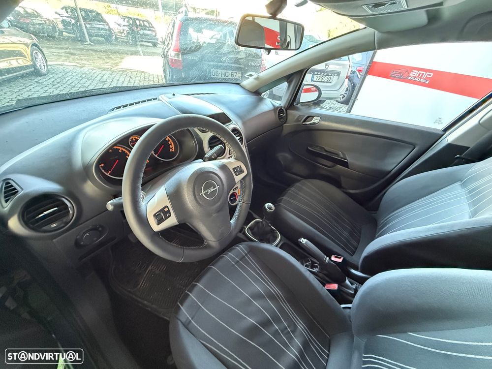 Opel Corsa 1.3 CDTI Enjoy EcoFLEX - 9