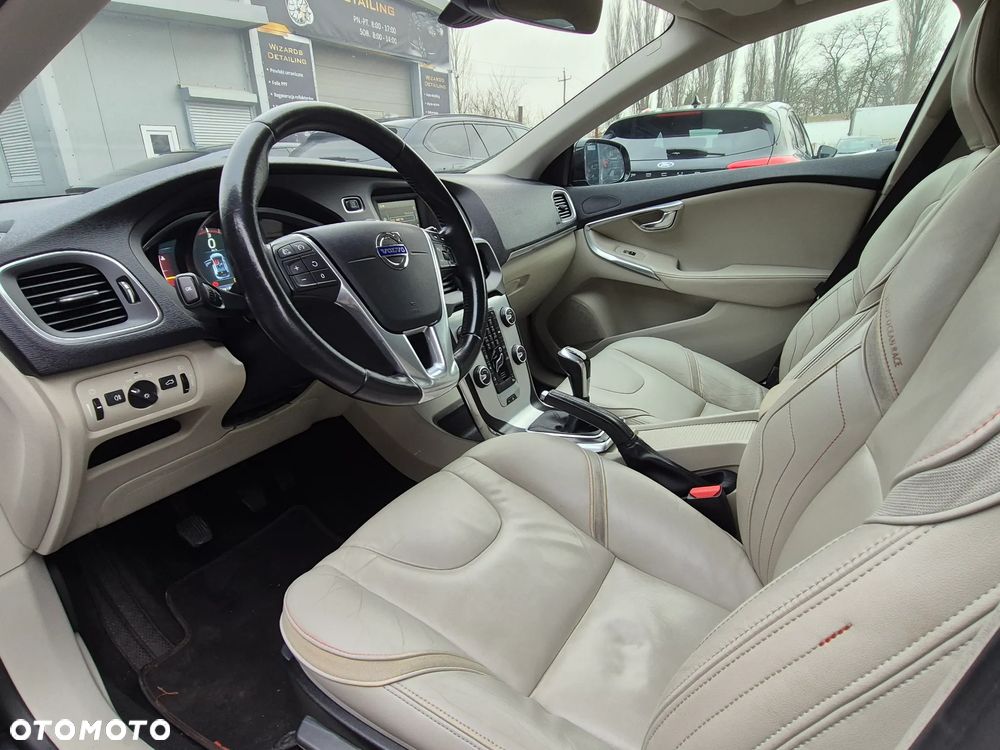 Volvo V40 D2 Drive-E Ocean Race - 28