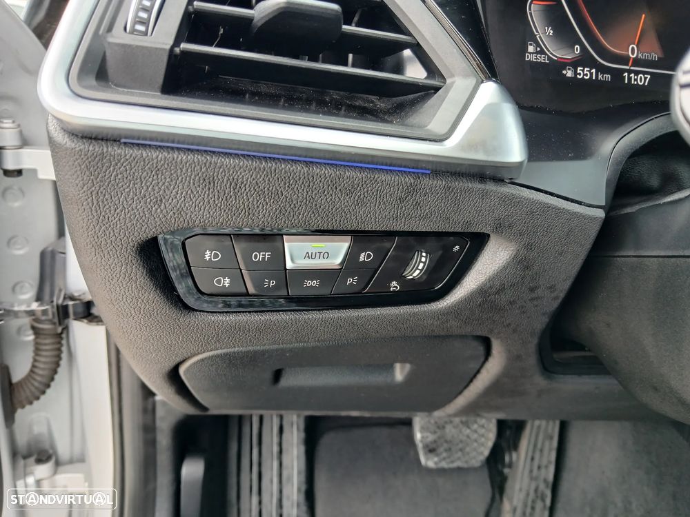 BMW 318 d Auto - 20