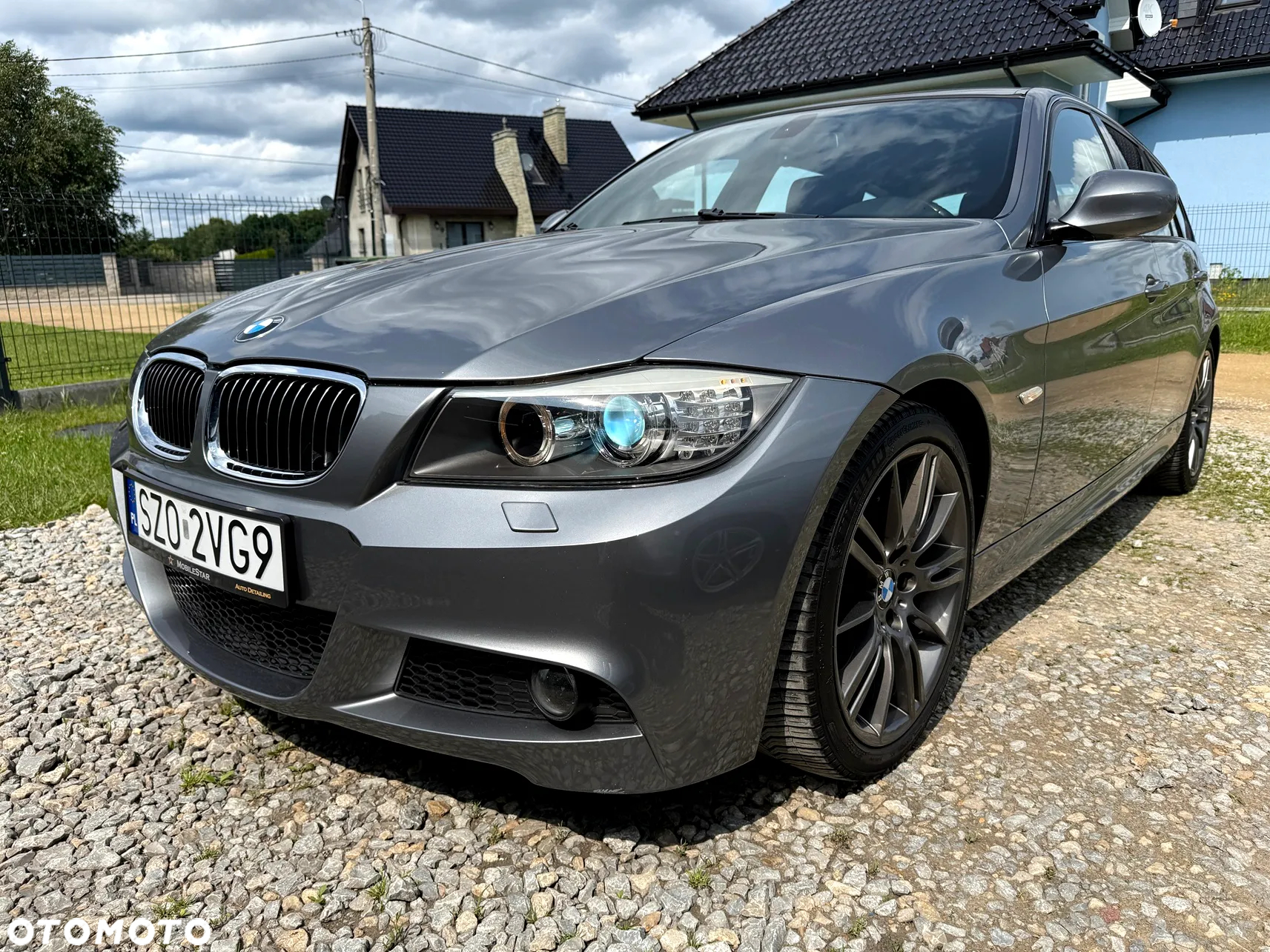 BMW Seria 3 320d DPF Touring - 14