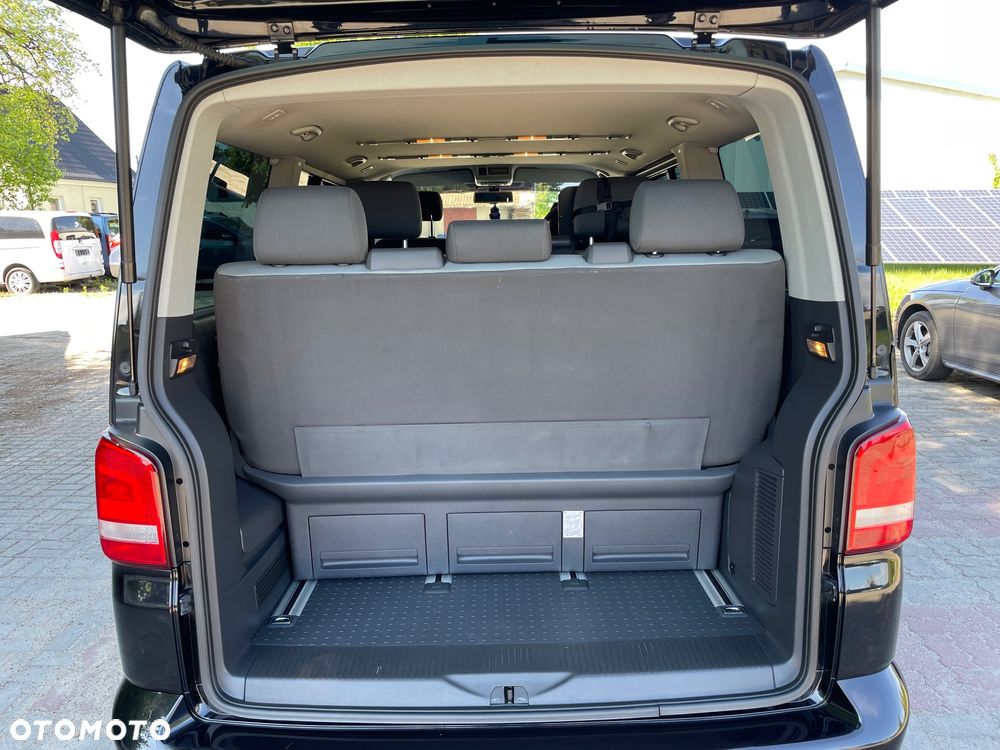 Volkswagen Multivan - 19