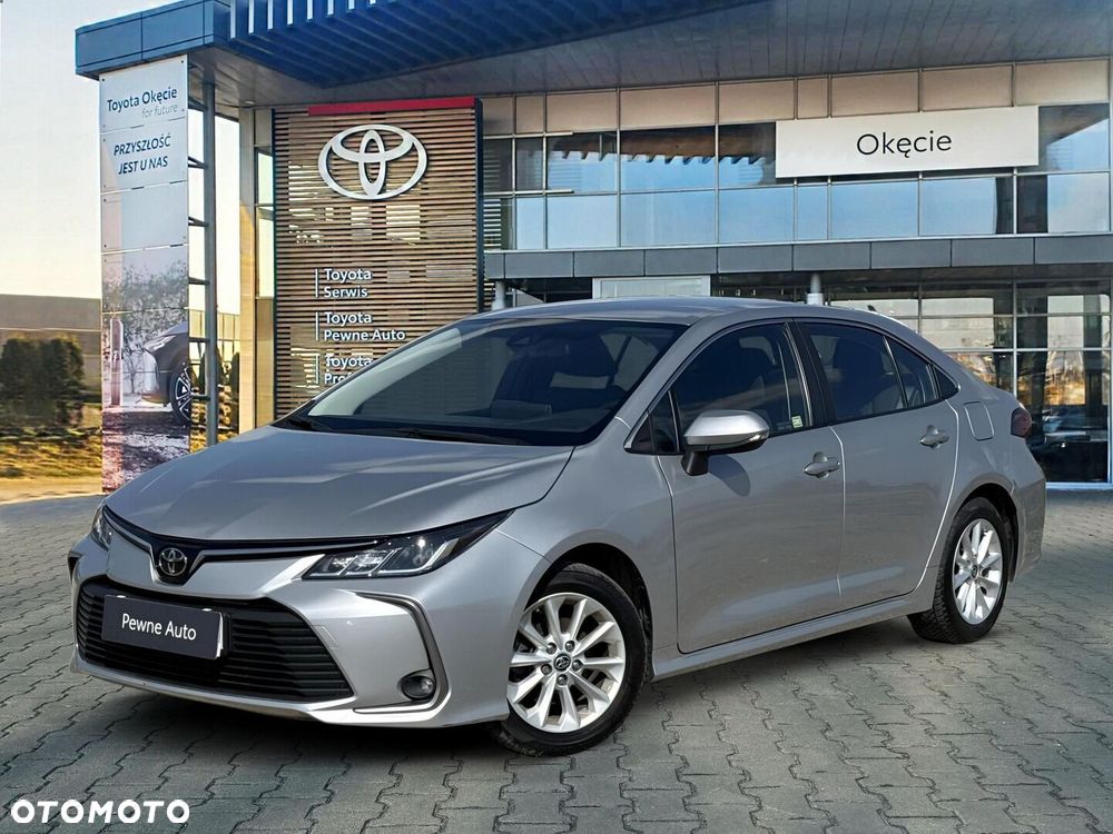 Toyota Corolla - 1