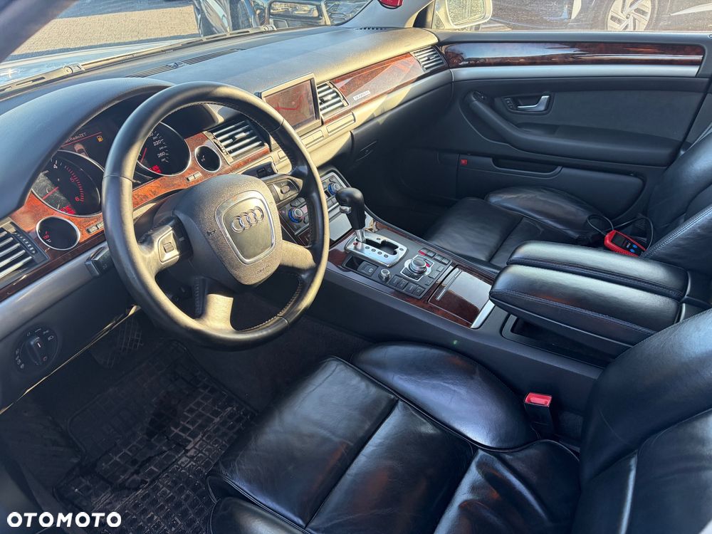 Audi A8 - 22