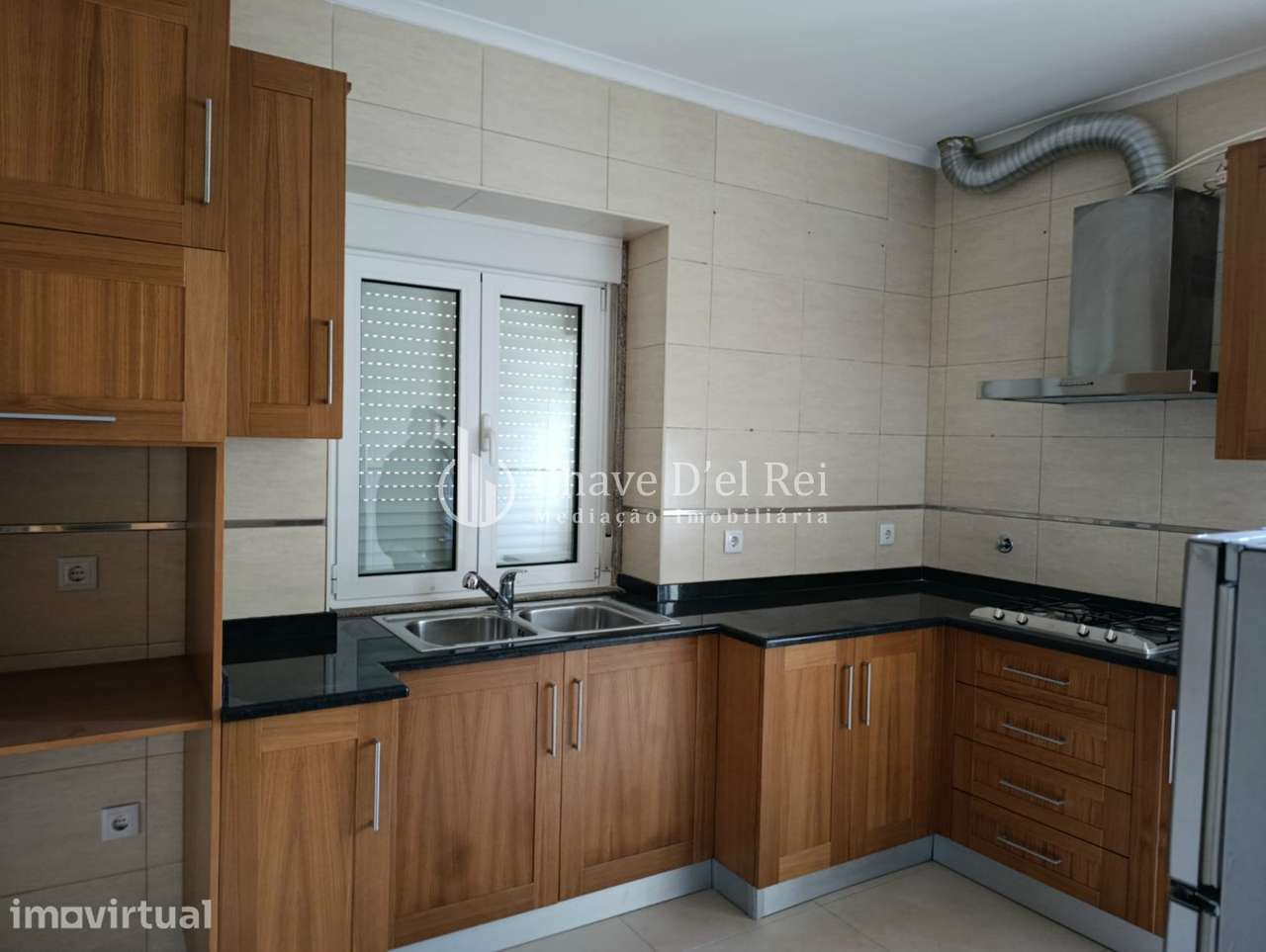 Apartamento T4 Arrendamento em Viseu,Viseu - Grande imagem: 4/24