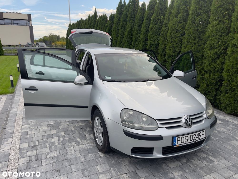 Volkswagen Golf - 3
