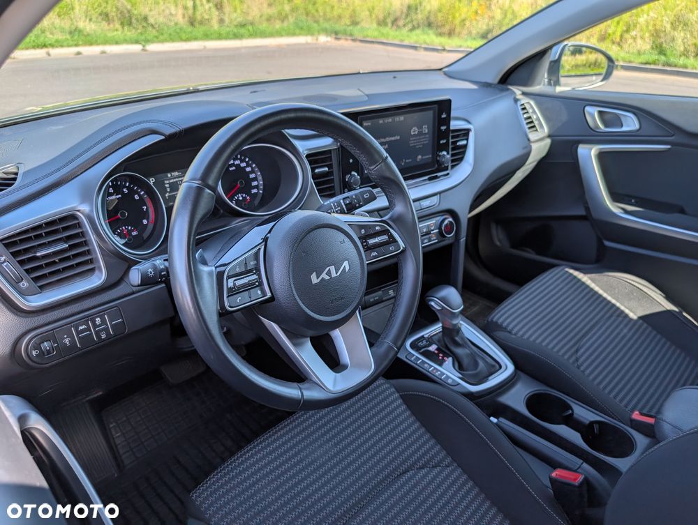 Kia Ceed 1.5 T-GDI M DCT - 10