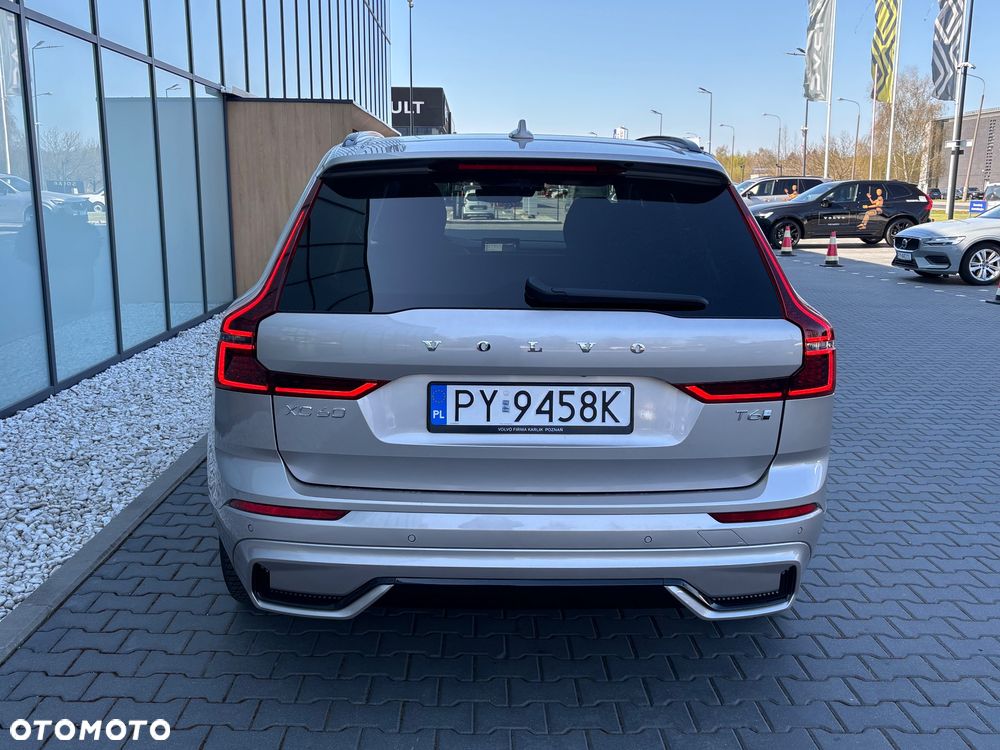 Volvo XC 60 T6 Plug-In Hybrid AWD Ultra Dark - 7