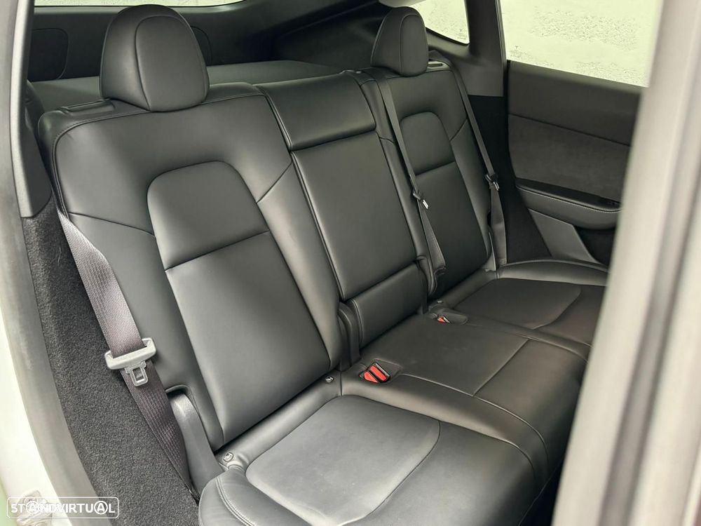 Tesla Model Y Performance Tração Integral - 51