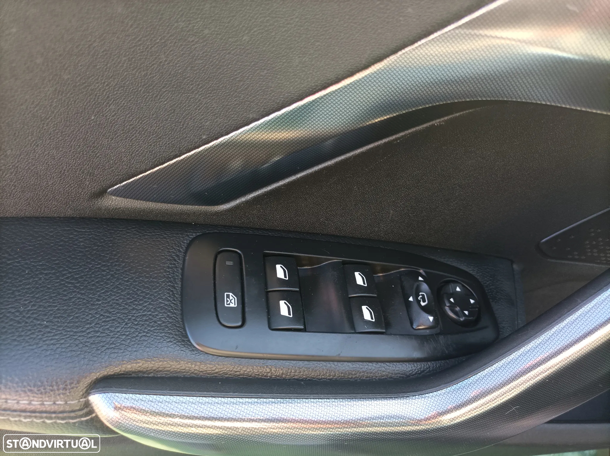 Peugeot 2008 1.6 VTi Allure - 13
