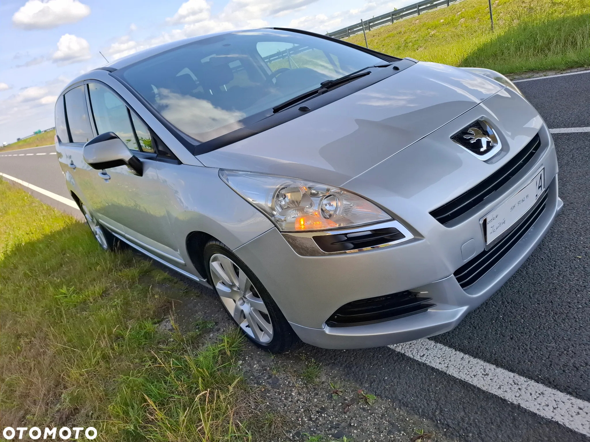 Peugeot 5008 HDI FAP 110 Tendance - 3
