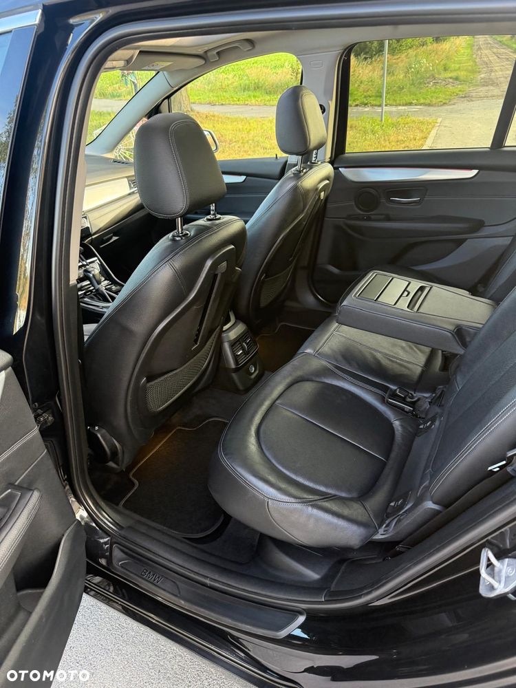 BMW Seria 2 218d GT - 15