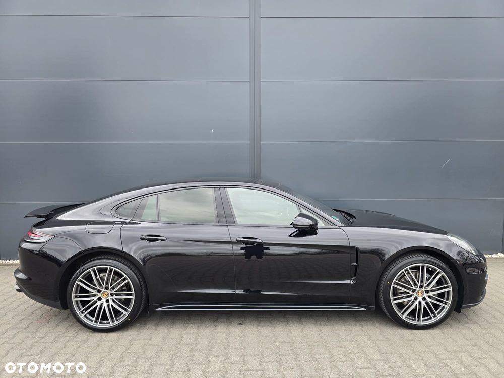 Porsche Panamera 4S - 5