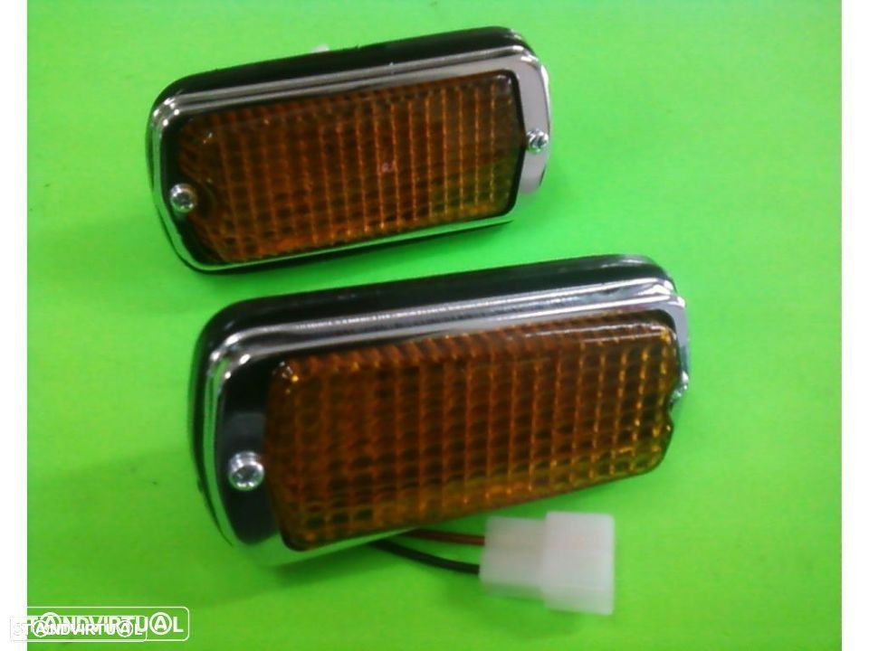 Farolim / farolins laterais datsun 120y (novos) - 1