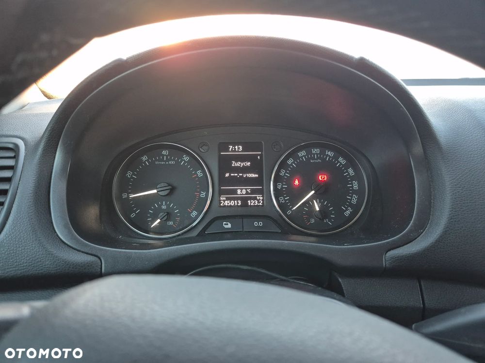 Skoda Roomster 1.4 16V Ambition - 9