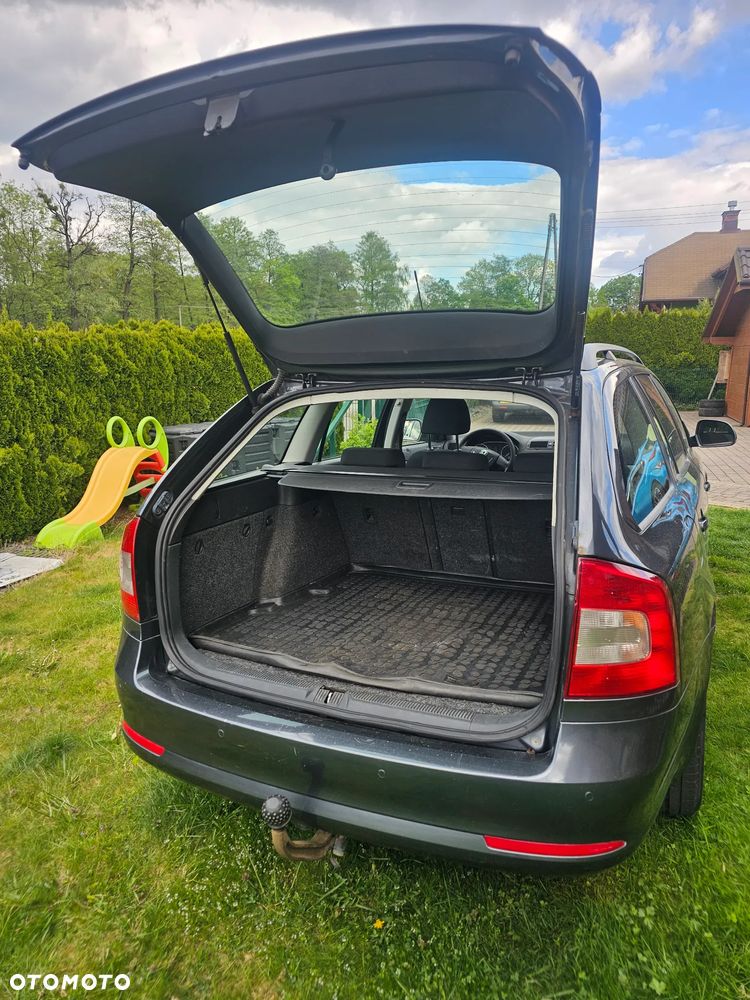 Skoda Octavia 2.0 TDI DPF DSG Ambition - 5