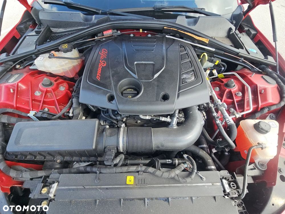 Alfa Romeo Giulia 2.0 Turbo TI Q4 - 14