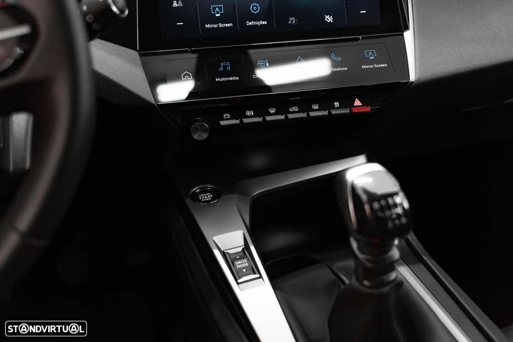 Peugeot 308 1.2 PureTech Allure - 18