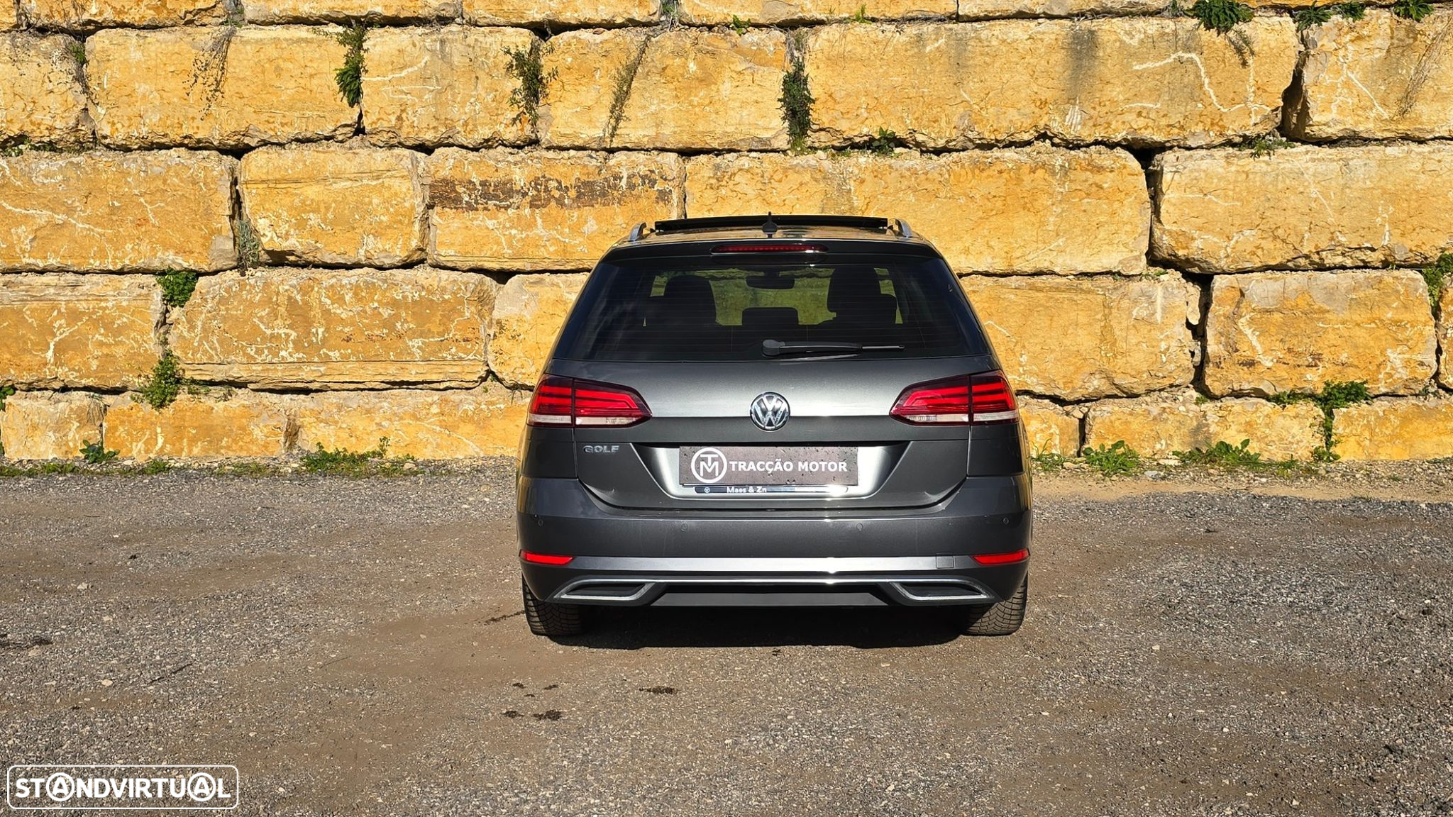 VW Golf Variant 1.6 TDi Highline DSG - 6
