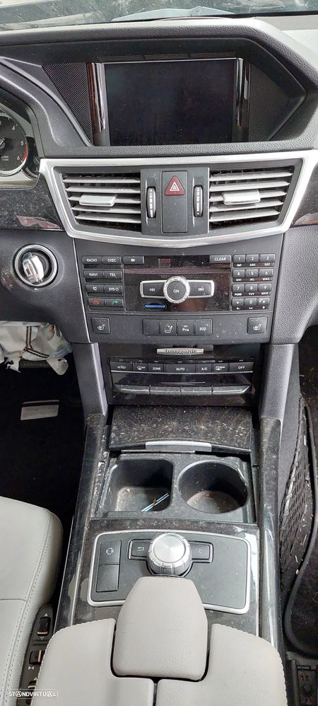 MERCEDES E250 W212 PARA PEÇAS - 10