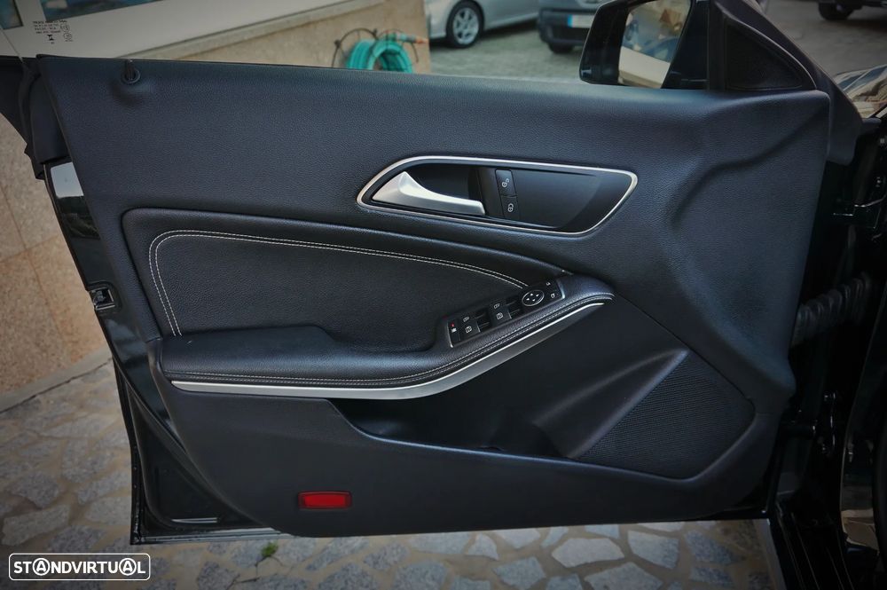 Mercedes-Benz CLA 200 Shooting Brake (CDI) d Urban - 10