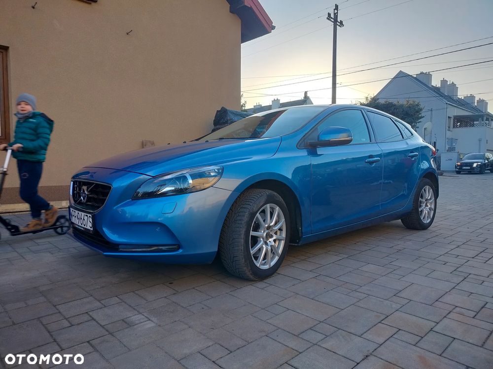Volvo V40 - 10