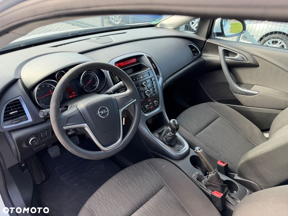 Opel Astra - 20