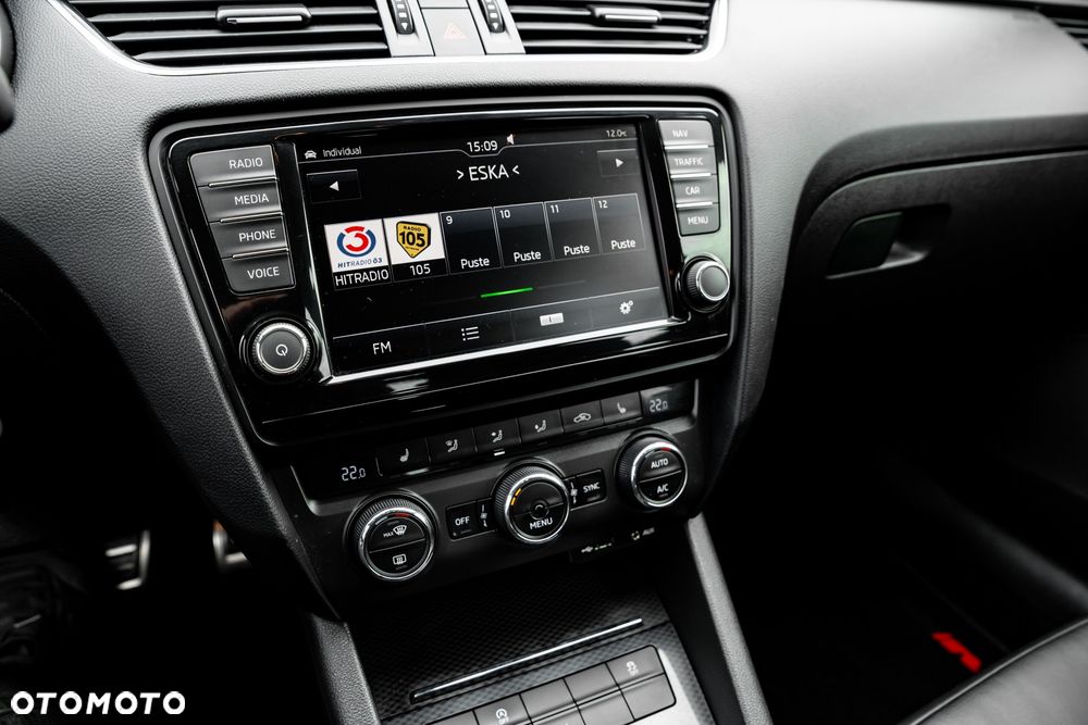 Skoda Octavia 2.0 TDI 4x4 DSG RS - 32