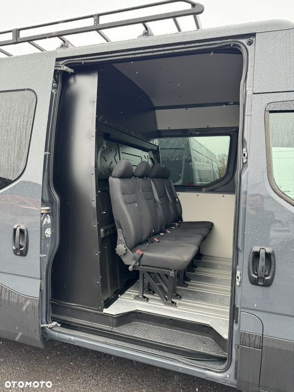 Iveco Daily Brygadówka - 25